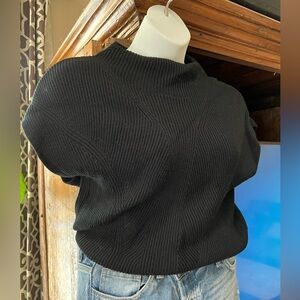 The Reset R Label Wool 100% Women’s Sweater Black Small Excellent Condition EUC